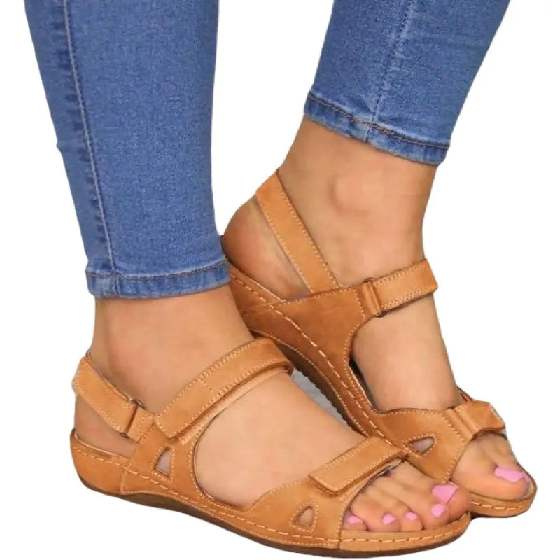 Women Strapped Sandals