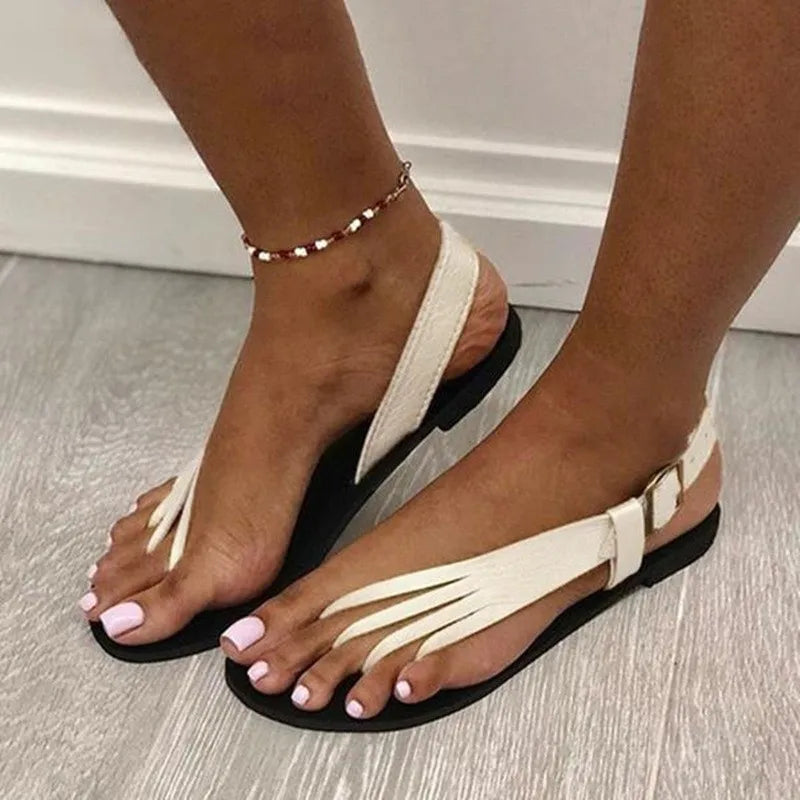 Buckle Claw Sandals