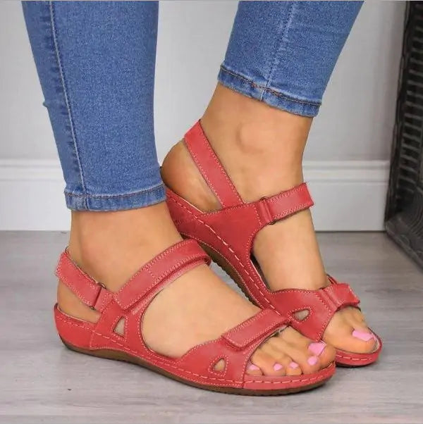 Women Strapped Sandals